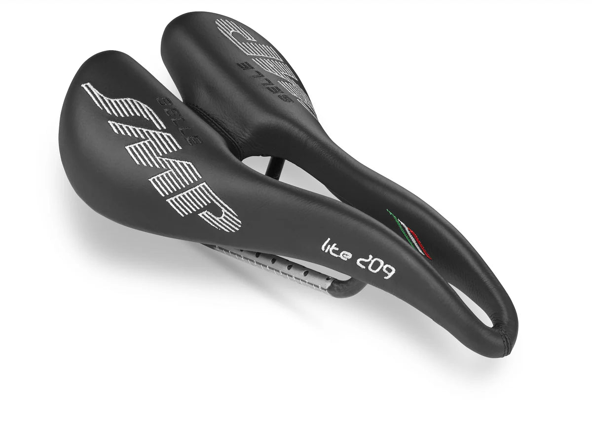 SMP LITE 209 Black Saddle - CARBON Rails