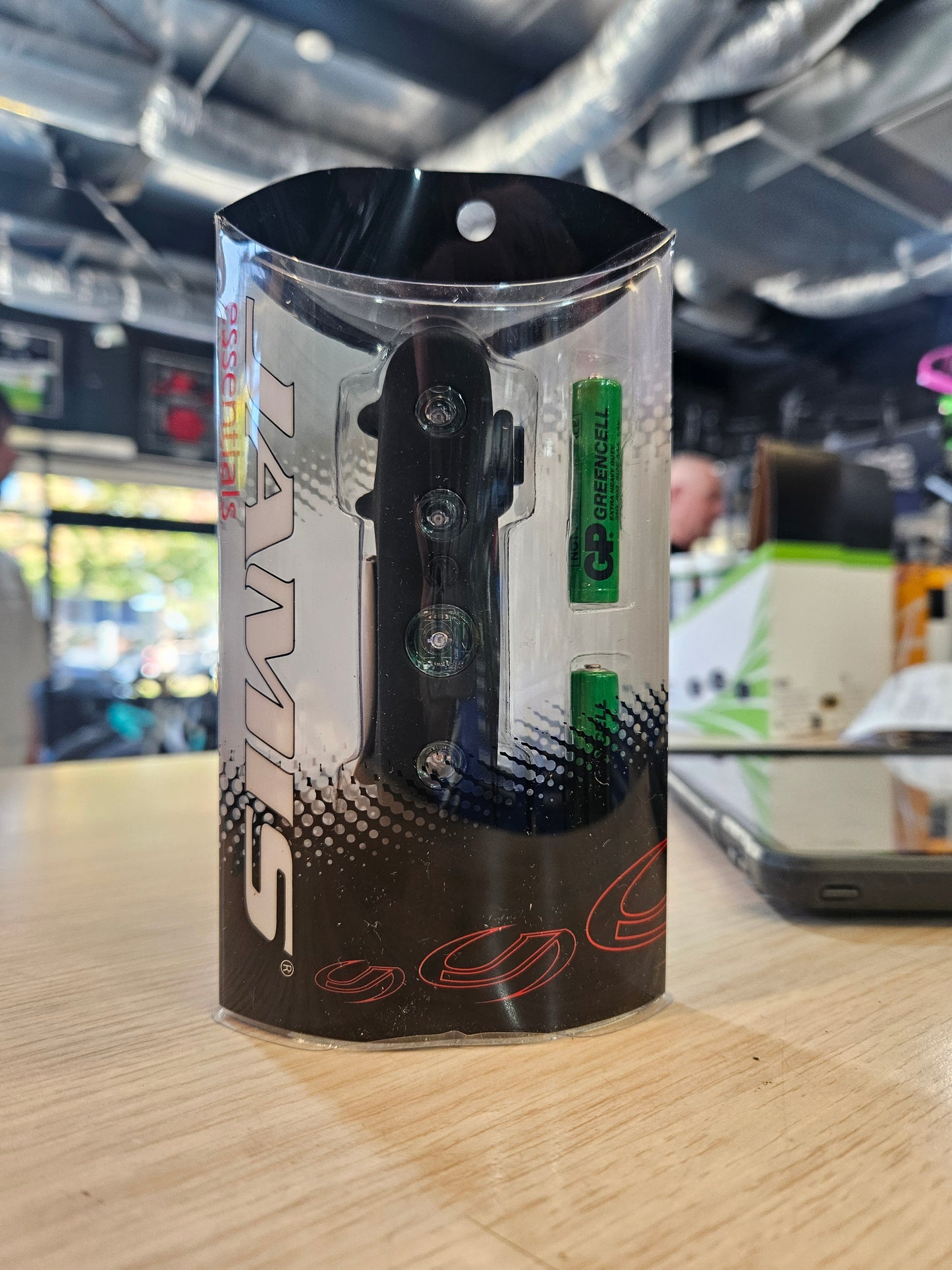 Bicycle light - Jamis essentials - front light