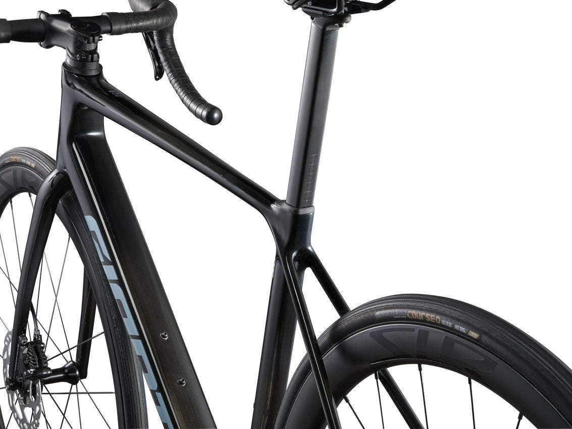 TCR Advanced Pro 1 Di2 (2025) - CARBON