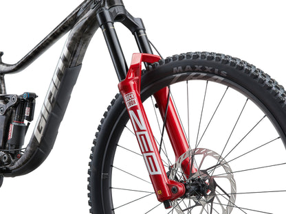 GIANT MY26 Reign SE - BLACK LIGHTNING