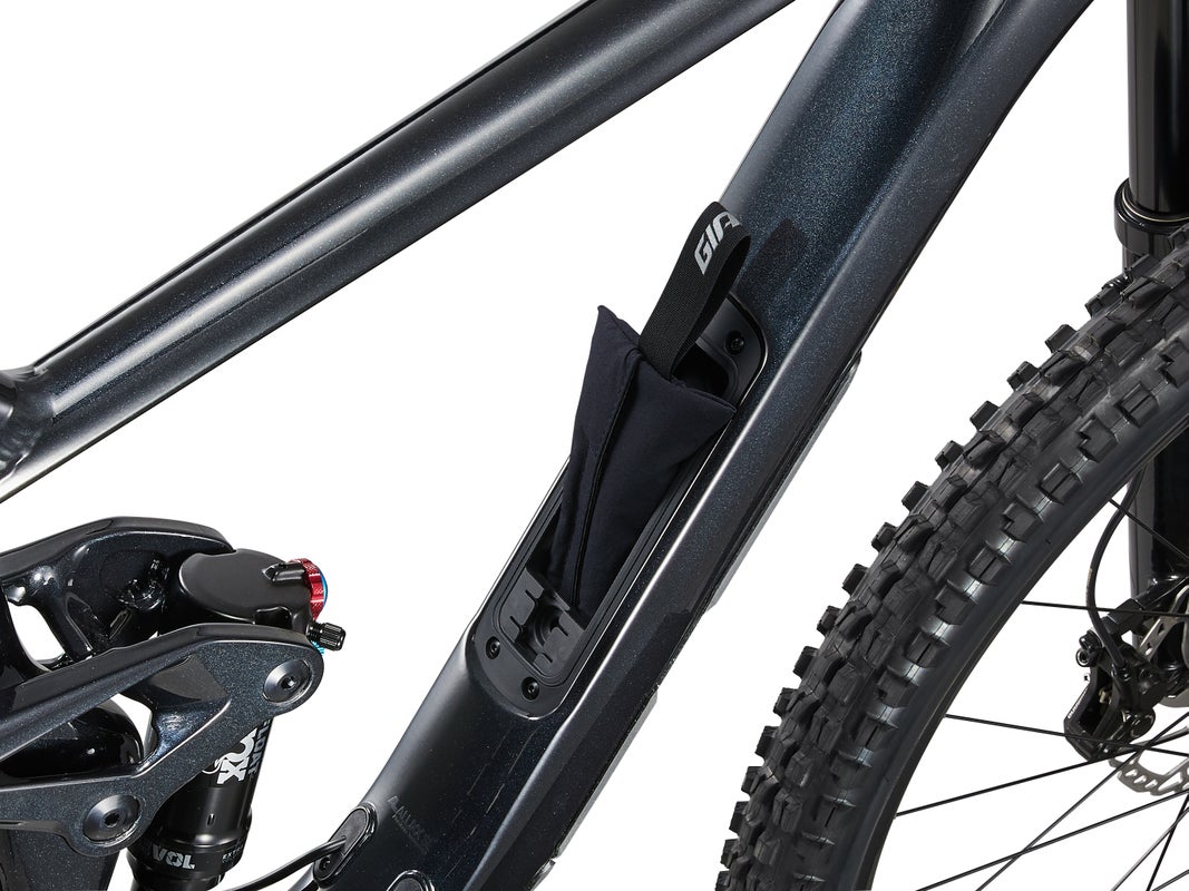 MY24 Trance X 2 - Metallic Black