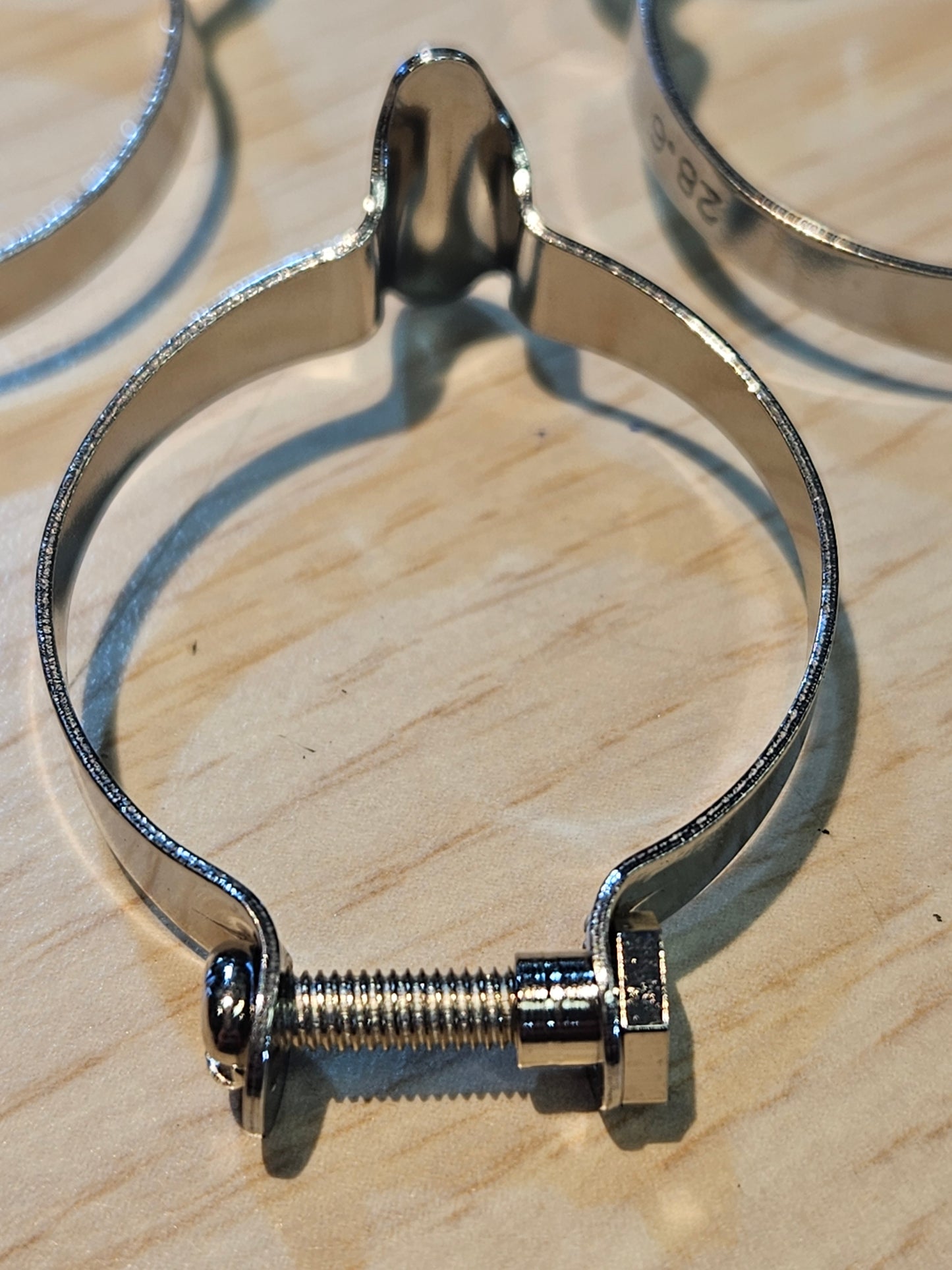 CABLE CLIP - Dia Compe, Stainless Steel, 28.6mm Dia (Bag of 3)