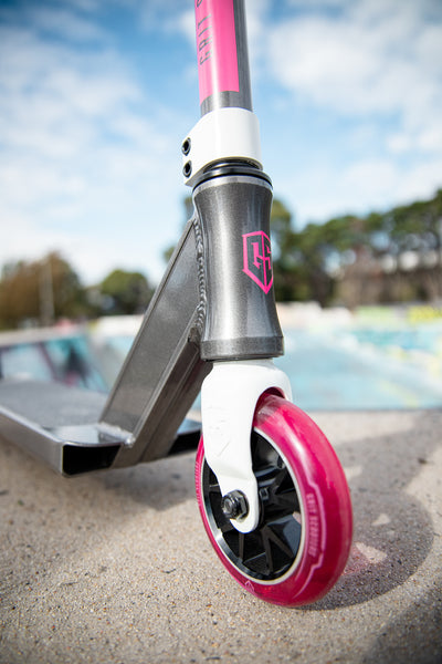 Grit FLUXX scooter Grey / Pink Scooter