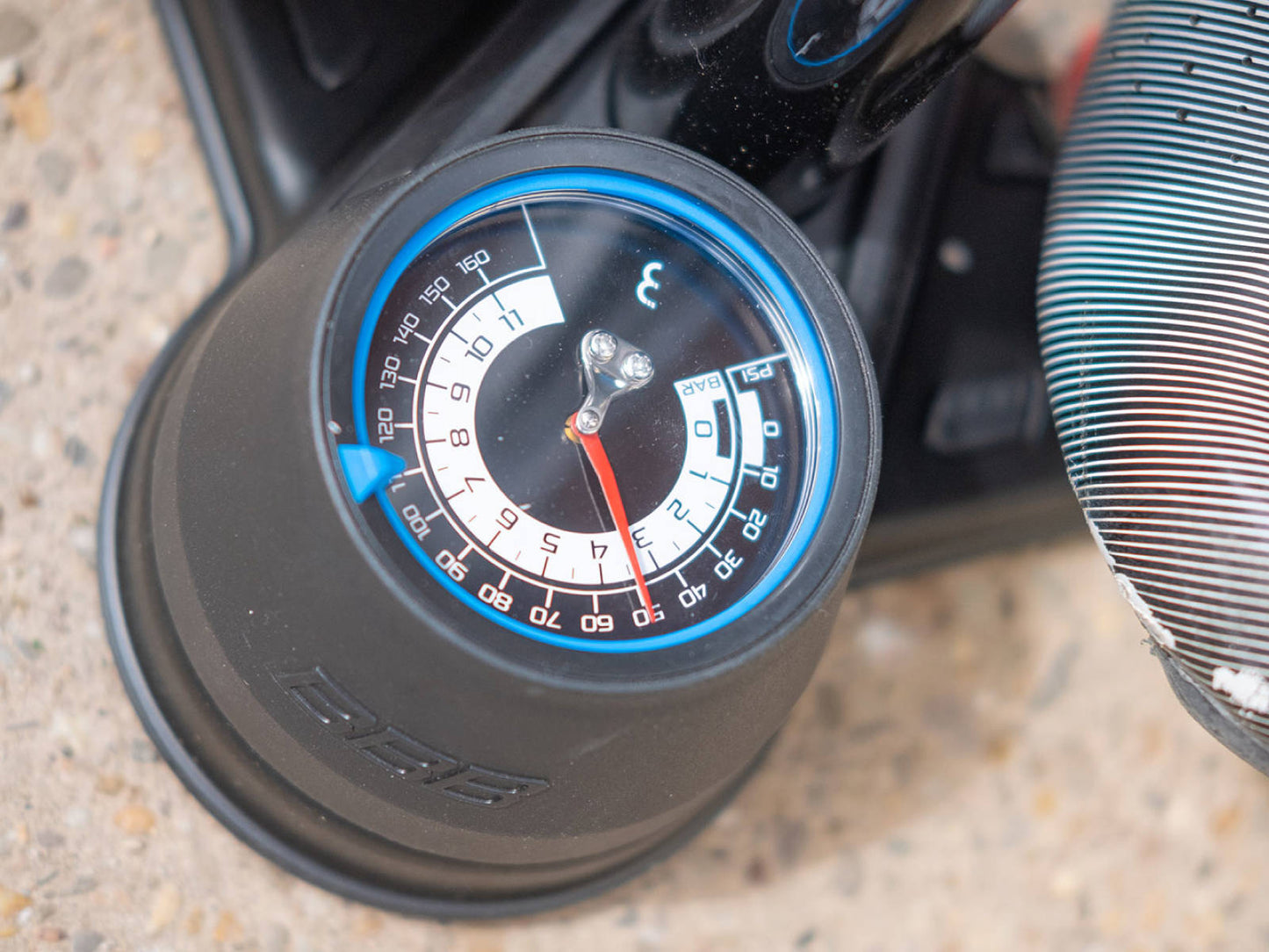 BBB Floorpump Airstrike steel pump